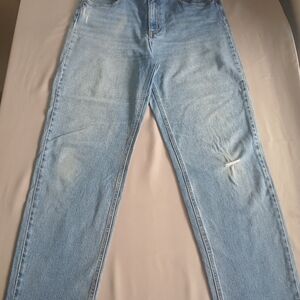H&M Mom Ultra High Ankle Jeans - Light Wash Distressed 99%Cotton Size12
